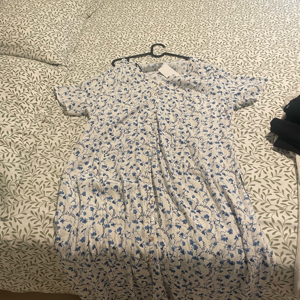H&M Blue Floral Dress (Maternity)